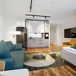 Central, Stylish, View, 10 Min To Old Town *