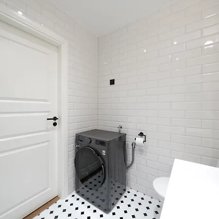 Central, Stylish, View, 10 Min To Old Town Apartamento