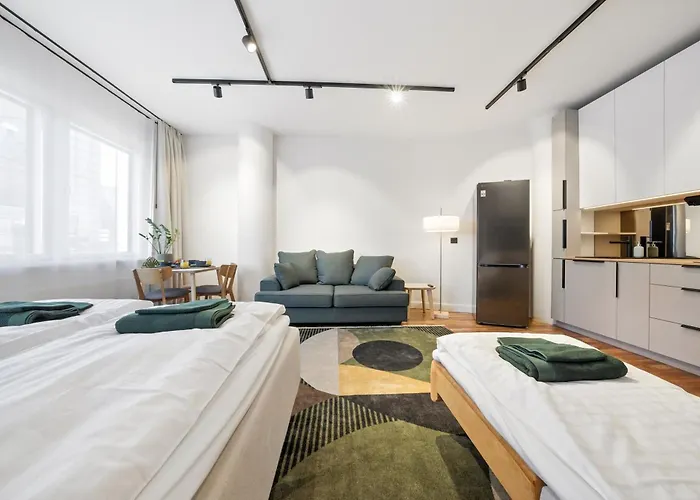 Central, Stylish, View, 10 Min To Old Town Apartman