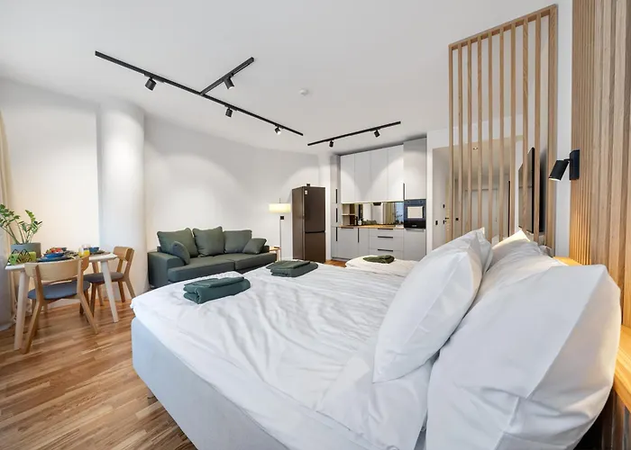 Central, Stylish, View, 10 Min To Old Town *