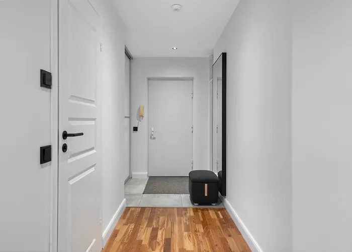 Central, Stylish, View, 10 Min To Old Town Apartman