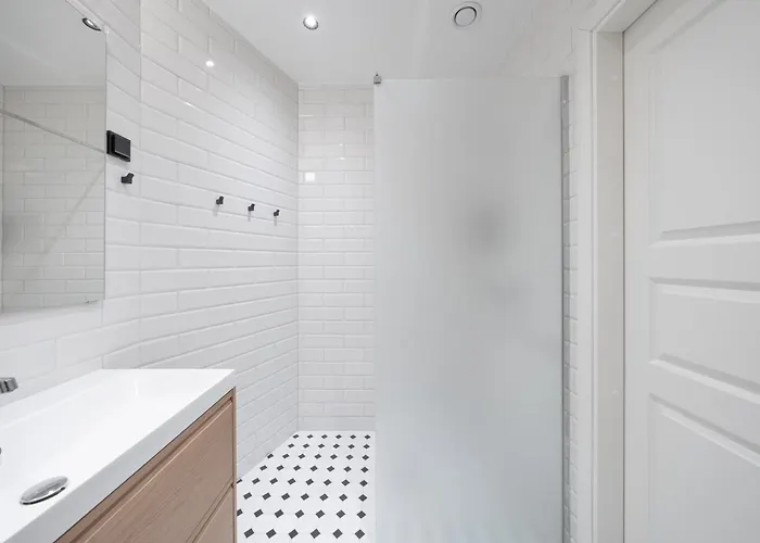 Central, Stylish, View, 10 Min To Old Town דירה טאלין