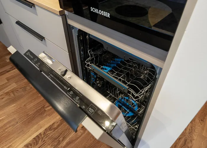 Apartment Central, Stylish, View, 10 Min To Old Town *